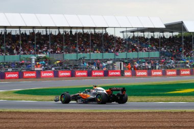 Oscar Piastri (aus) McLaren F1 Çayı