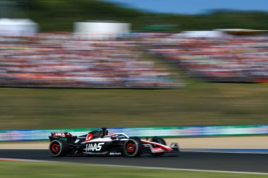  Kevin Magnussen (SVE) Haas VF-2, 2023 F1 İtalya GP Monza, İtalya