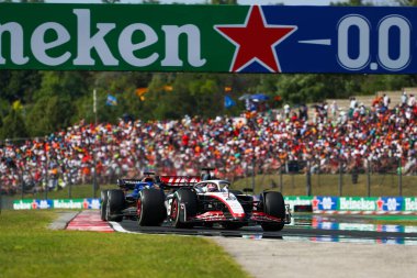  Kevin Magnussen (SVE) Haas VF-2, 2023 F1 İtalya GP Monza, İtalya