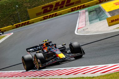  Sergio Perez (MEX) 2023 yılında İtalya 'nın Monza şehrinde gerçekleştirilen Redbull Racing RB1