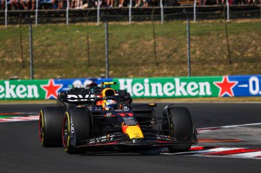  Sergio Perez (MEX) Redbull Racing RB1