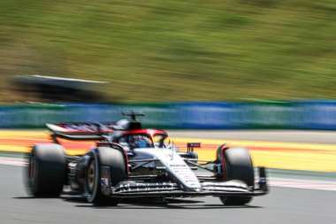  Daniel Ricciardo (AUS) Alfa Tauri AT0