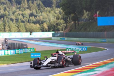  Yuki Tsunoda (JAP) Alfa Tauri AT0