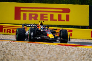  Sergio Perez (MEX) Redbull Racing RB1