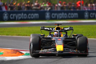  Max Verstappen (NED) Redbull Racing RB1