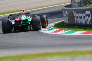  Guanyu Zhou (CIN) Alfa Romeo C4