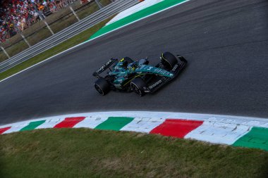  Fernando Alonso (SPA) Aston Martin F1 Ekibi AMR23