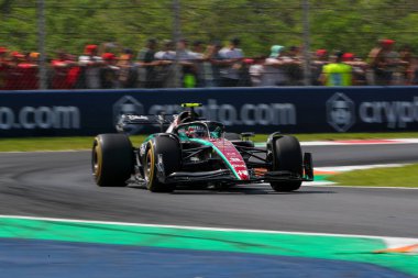  Guanyu Zhou (CIN) Alfa Romeo C4