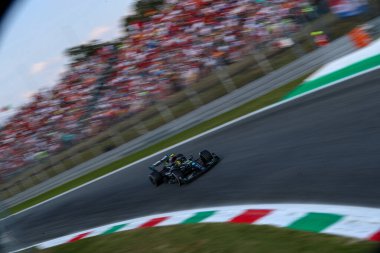  Lewis Hamilton (GBR) Mercedes W14 E Performanc