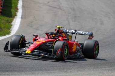 Carlos Sainz (SPA) Ferrari SF-2