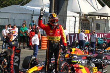  Carlos Sainz (SPA) Ferrari SF-2