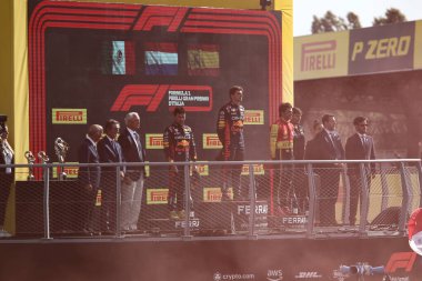 Yarışın kürsüsü