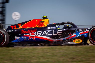  Sergio Perez (MEX) Redbull Racing RB1