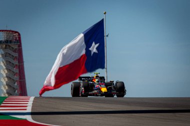  Sergio Perez (MEX) Redbull Racing RB1