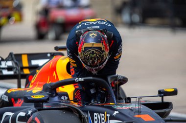  Max Verstappen (NED) Redbull Racing RB19 Sprint Shot Ou