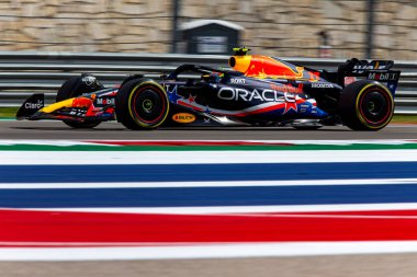  Sergio Perez (MEX) Redbull Racing RB1