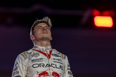  Max Verstappen (NED) Las Vegas Strip Circui 'nin ilk yarışını kazandıktan sonra Redbull Racing RB19