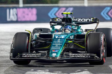  Fernando Alonso (SPA) Aston Martin F1 Ekibi AMR23