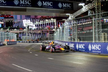  Sergio Perez (MEX) Redbull Racing RB1