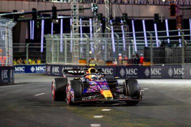  Sergio Perez (MEX) Redbull Racing RB1