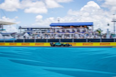 Lance Stroll (CAN) Aston Martin AMR24 - Mercez