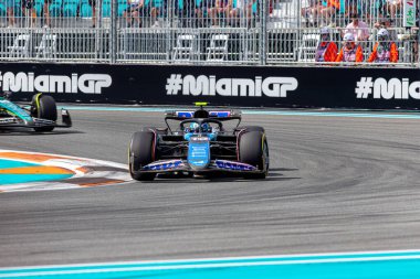 Pierre Gasly (FRA) Alp A524 - Renaul