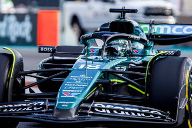 Lance Stroll (CAN) Aston Martin AMR24 - Mercez