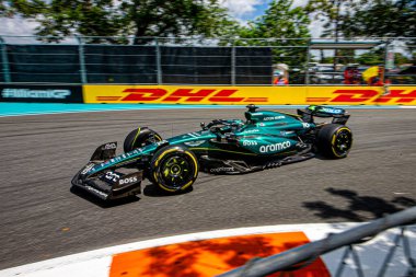 Lance Stroll (CAN) Aston Martin AMR24 - Mercez