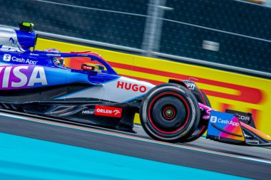 Daniel Ricciardo (AUS) Visa Cash App RB F1 Ekibi - RB VCARB01 - Honda RBP