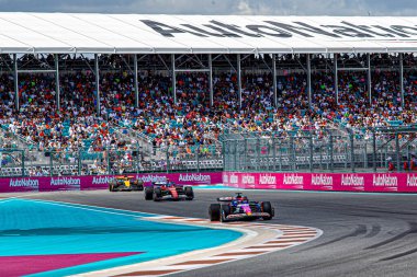 Daniel Ricciardo (AUS) Visa Cash App RB F1 Ekibi - RB VCARB01 - Honda RBP