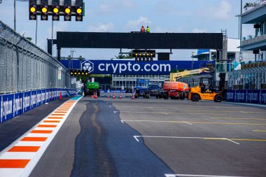 F1 Miami GP 2024 sırasında atmosferi izle