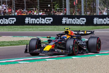 Yarış Formülü 1-18