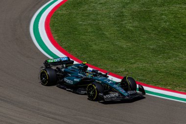 İtalyan 1 yarış ferrarisi f 11