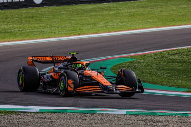 Formül bir İspanya turunda yarışıyor