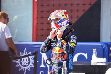  Max Verstappen (NED) - Oracle Red Bull Racing - Red Bull RB20 - Honda RBPT