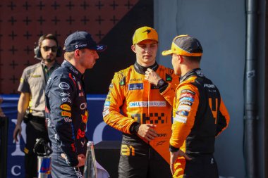 Yarıştan sonra podyum kutlamaları yapılacak.