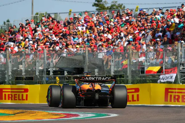  Oscar Piastri (AUS) - McLaren Formula 1 Takımı - McLaren MCL38