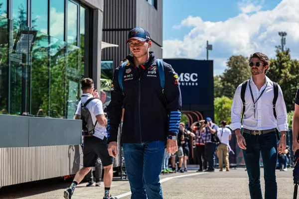  Max Verstappen (NED) - Kahin Red Bull Racing - Red Bull RB20 - Honda RBPT