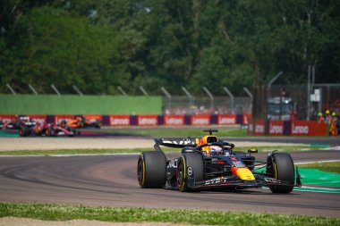  Max Verstappen (NED) - Kahin Red Bull Racing - Red Bull RB20 - Honda RBP