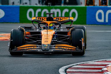  Oscar Piastri (AUS) - McLaren Formula 1 Takımı - McLaren MCL38