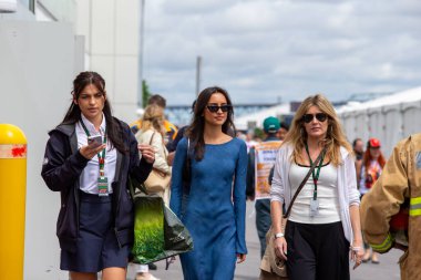 Alexandra Saint Mieux - Leclerc Girlfrien