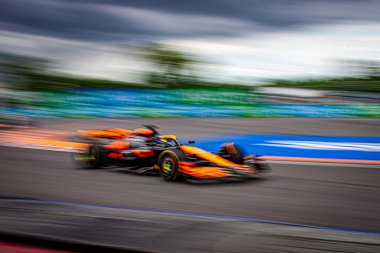  Oscar Piastri (AUS) - McLaren Formula 1 Takımı - McLaren MCL38