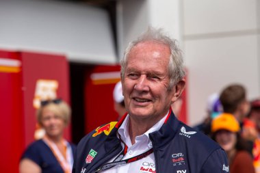 Helmut Marko (AUT) Kahin Kızıl Boğa Yarış Danışmanı