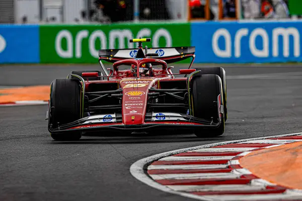  Carlos Sainz Jr. - Scuderia Ferrari - Ferrari SF-24 - Ferrar