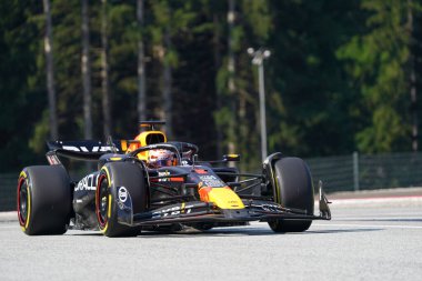  Max Verstappen (NED) - Oracle Red Bull Racing - Red Bull RB20 - Honda RBPT Formula 1 Katar Havayolları Avusturya Grand Prix 2024, RedBull Ring, Spielberg, Avusturya 28 Haziran 2024