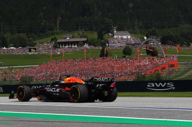  Max Verstappen (NED) - Oracle Red Bull Racing - Red Bull RB20 - Formula 1 Katar Havayolları Avusturya Grand Prix 2024, RedBull Ring, Spielberg, Avusturya 29 Haziran 2024