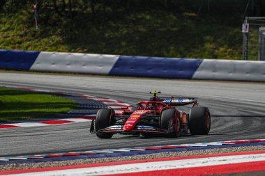  Carlos Sainz Jr. (ESP) - Scuderia Ferrari - Ferrari SF-24 - Formula 1 Katar Havayolları Avusturya Grand Prix 2024, RedBull Ring, Spielberg, Avusturya 29 Haziran 2024
