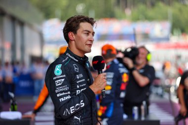  George Russell (GBR) - Mercedes-AMG PETRONAS F1 Takımı - Mercedes W15 - Mercedes E Performansı Formula 1 Katar Havayolları Avusturya Grand Prix 2024, RedBull Ring, Spielberg, Avusturya 29 Haziran 2024
