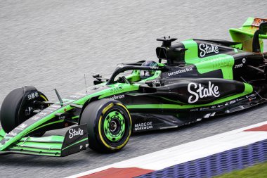  Zhou Guanyu (CHN) - Stake F1 Team Kick Sauber - Sauber C44 - Formula 1 Katar Havayolları Avusturya Grand Prix 2024, RedBull Ring, Spielberg, Avusturya 28 Haziran 2024