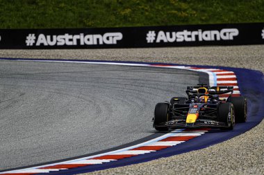 Max Verstappen (NED) - Oracle Red Bull Racing - Red Bull RB20 - Formula 1 Katar Havayolları Avusturya Grand Prix 2024, RedBull Ring, Spielberg, Avusturya 27-30 Haziran 2024